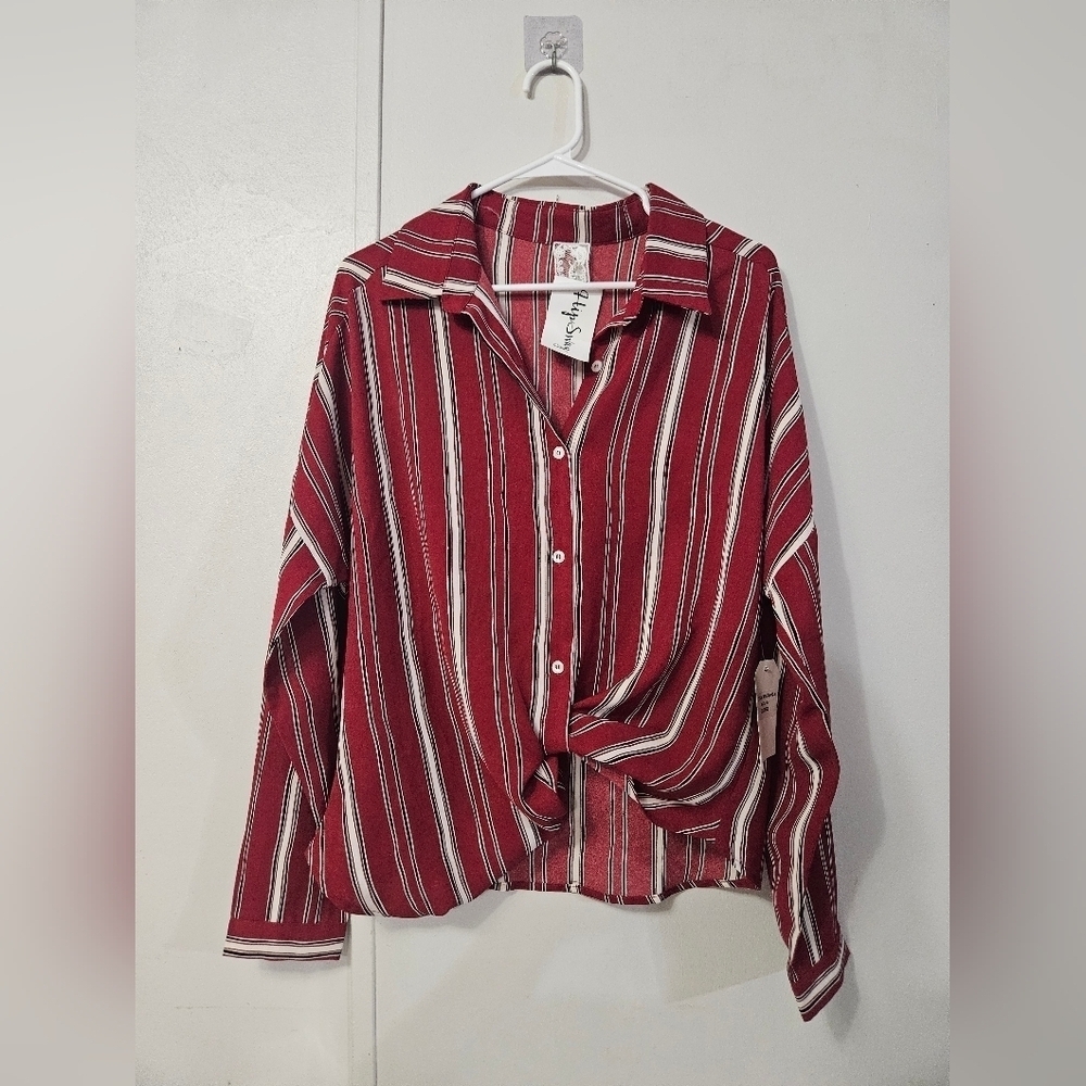 Sadie & Sage Red And White Stripe Button Down Blouse!